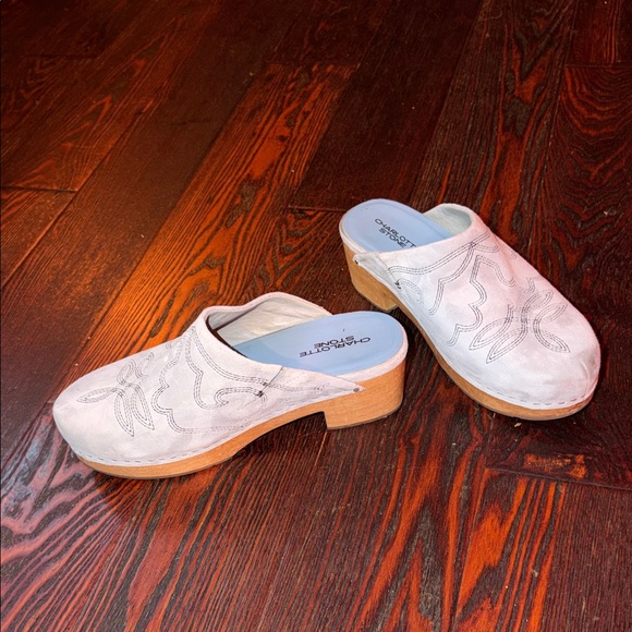 Charlotte Stone Light Blue Embroidered Rios Suede Clogs - Picture 6 of 6